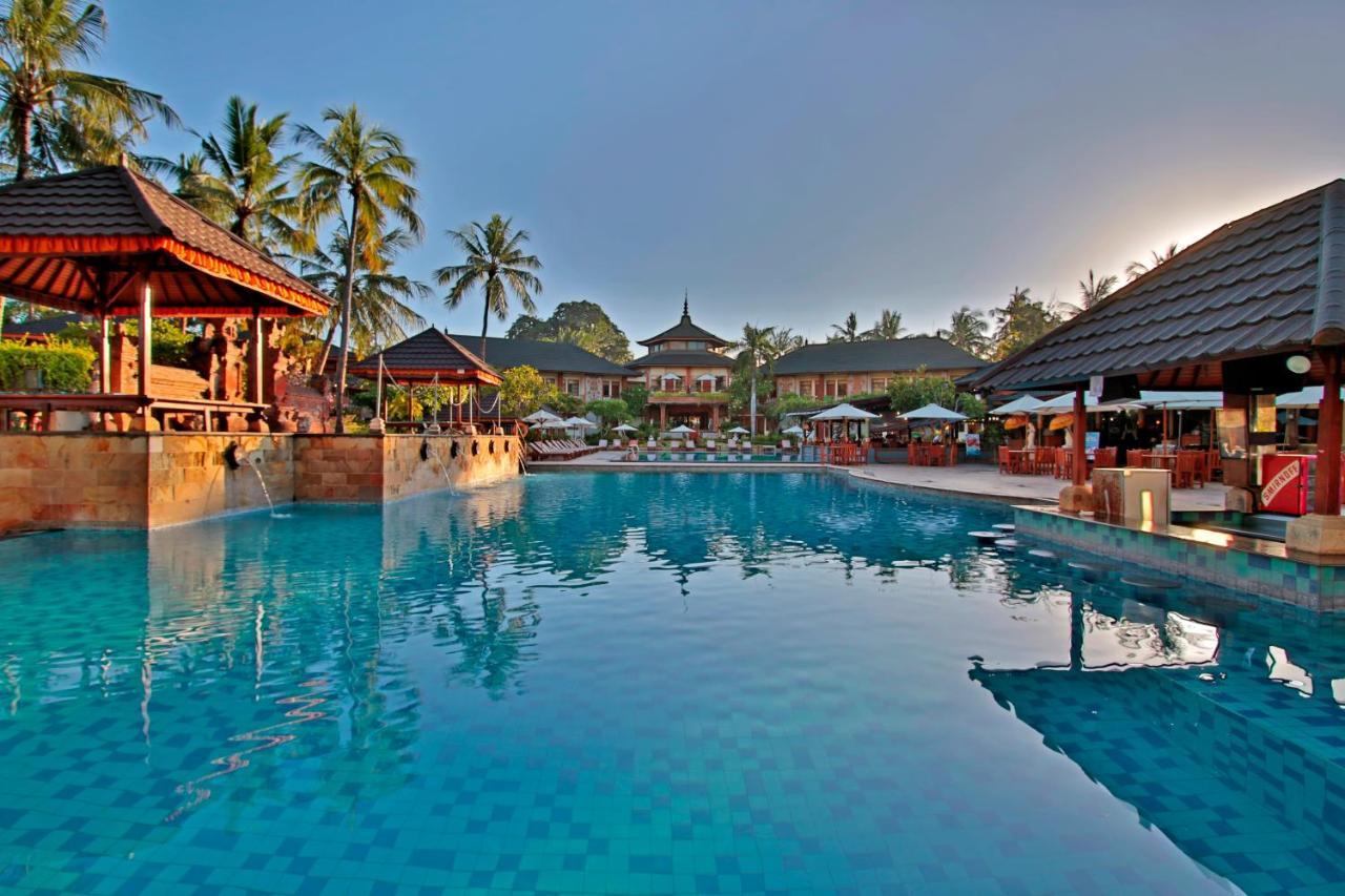 The Jayakarta Bali Beach Resort Legian Exterior foto